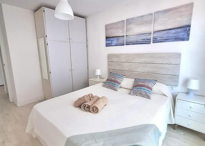 M&r Acaciasbeach, Parking Privado Apartament *